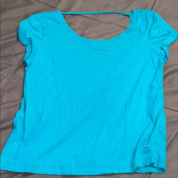 Pink open back t shirt ! Super cute on! - Picture 6 of 7